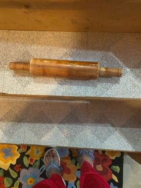 Vintage Classic Wooden Rolling Pin in Natural Brown